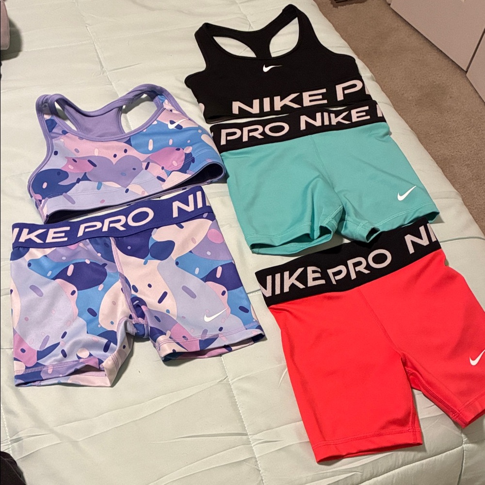 Girls Nike Pro Sports Bra and Shorts Set